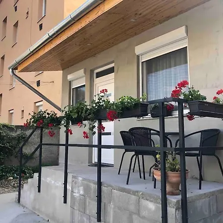 Mora 3. Apartament