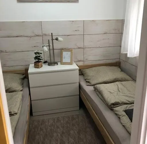 Mora 3. Apartment Kiskunfelegyhaza